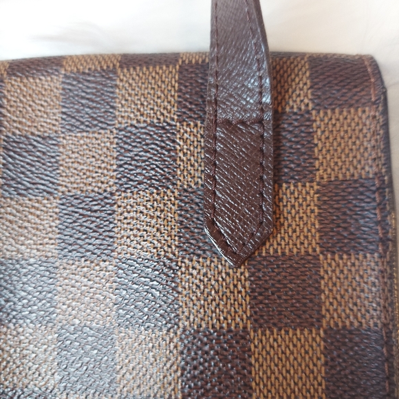 Authentic Louis Vuitton - Picture 6 of 16